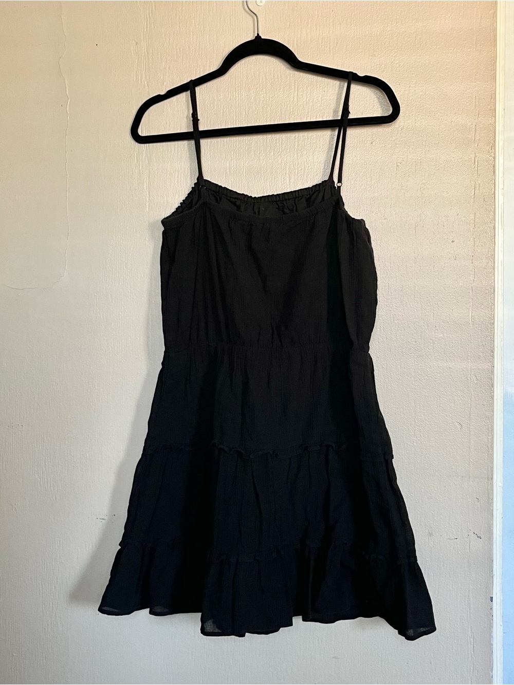 Express 100% cotton black tiered ruffle mini dress - Picture 3 of 7